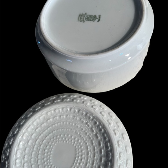 Bavaria Schumann Albert Germany white trinket box with hearts. - Picture 2 of 3